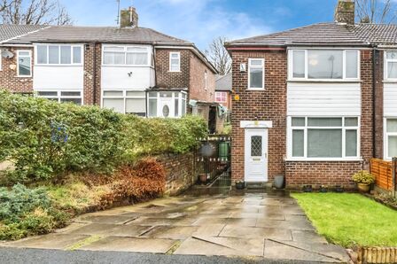 3 bedroom End Terrace House for sale