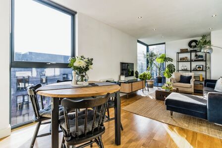 2 bedroom  Flat for sale