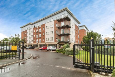 Elmira Way, 2 bedroom  Flat for sale, £185,000