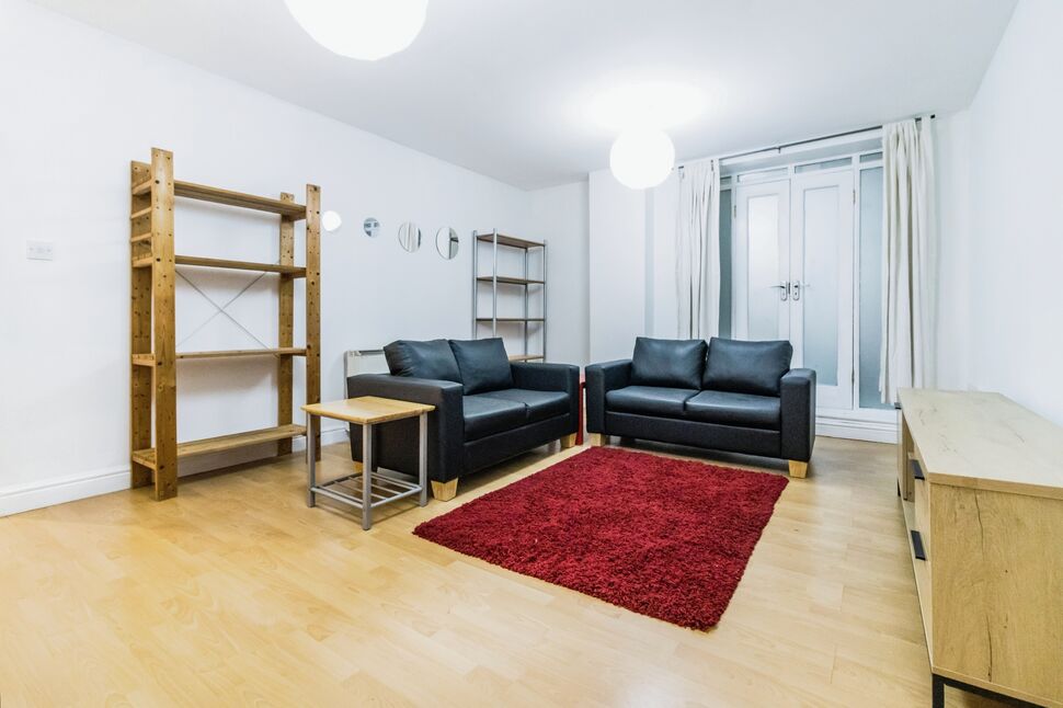 Main image of 2 bedroom Flat for sale, Whitworth Street, Manchester, M1