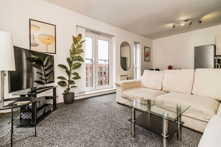 Derwent Street, 2 bedroom  Flat for sale, £190,000
