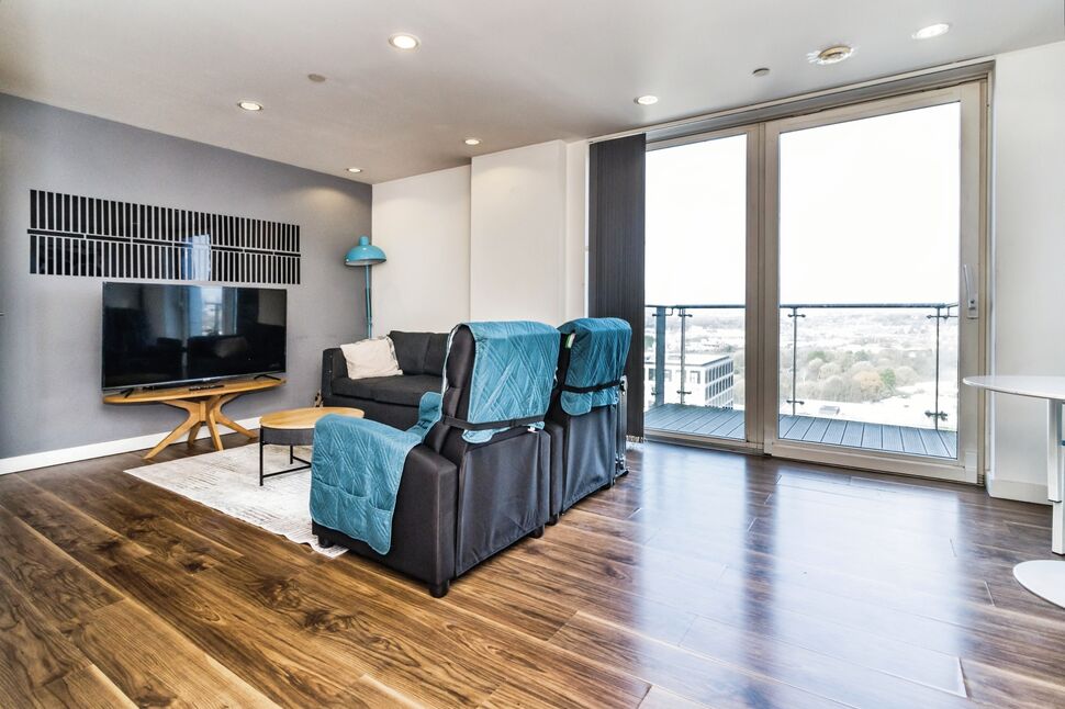 Main image of 2 bedroom Flat for sale, Pink, Media City UK, Salford, M50