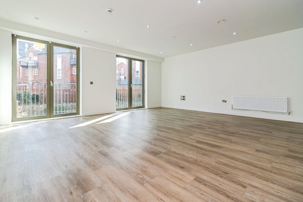 Living Area / Kitchen