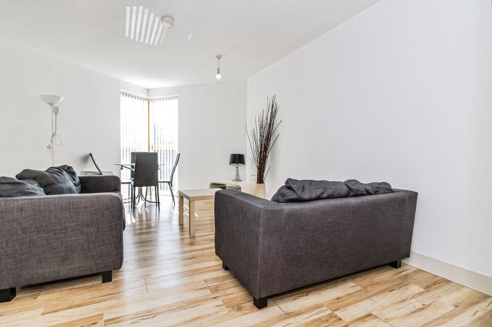 Living Area / Kitchen