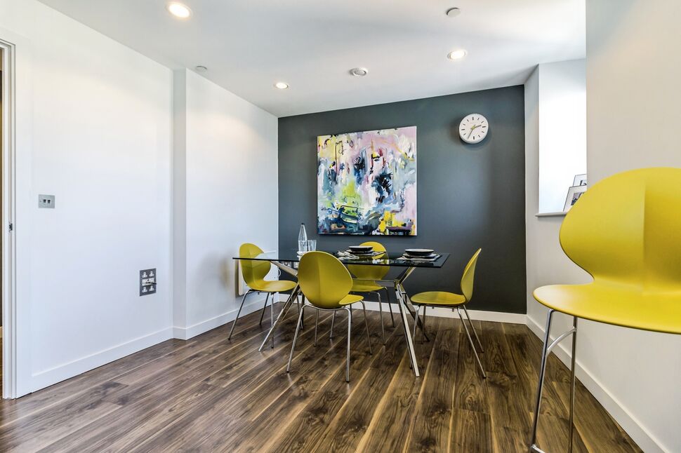 Living Area / Kitchen
