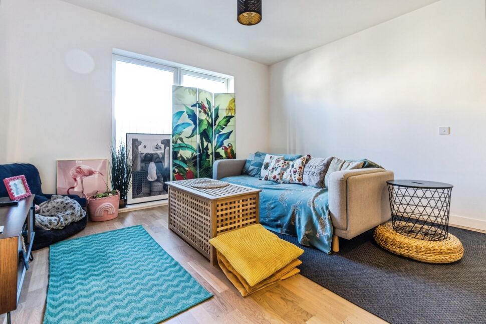 Living Area / Kitchen