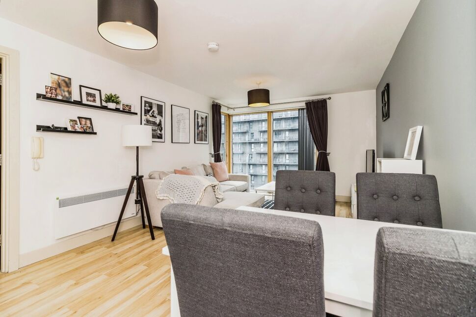 Living Area / Kitchen