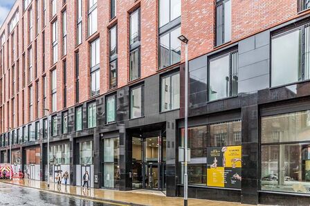 Tib Street, 1 bedroom  Flat to rent, £1,150 pcm