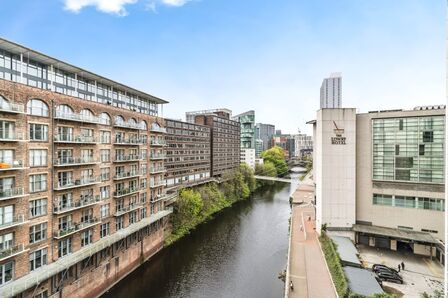 Clowes Street, 1 bedroom  Flat to rent, £1,300 pcm