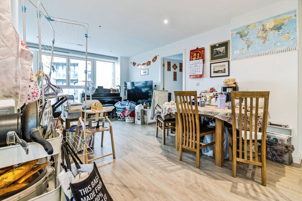 Living Area / Kitchen