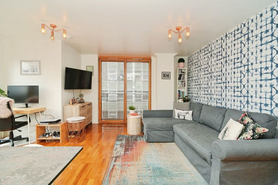 Living Area / Kitchen