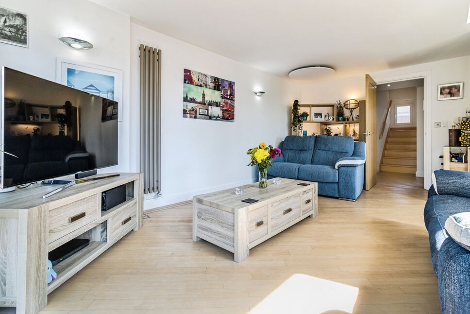 Living Area / Kitchen