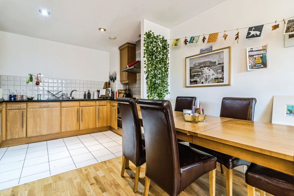 Living Area / Kitchen