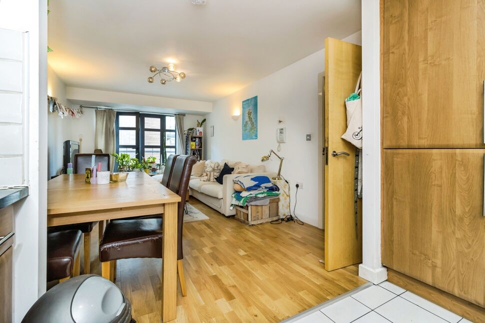 Living Area / Kitchen