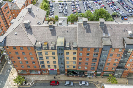 2 bedroom  Flat for sale