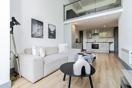 2 bedroom  Flat for sale