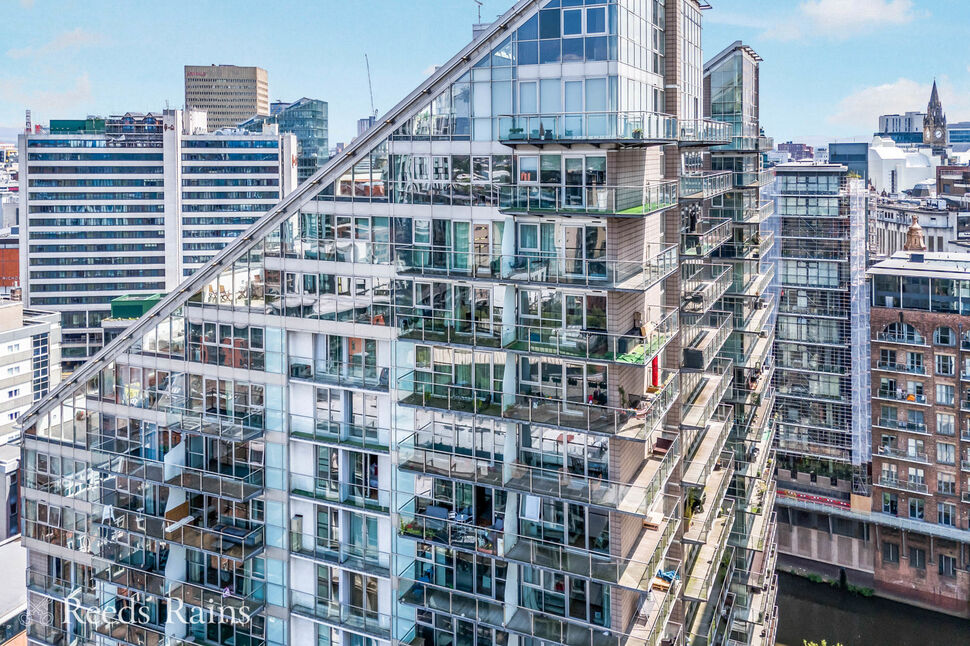 2 bedroom  Flat for sale