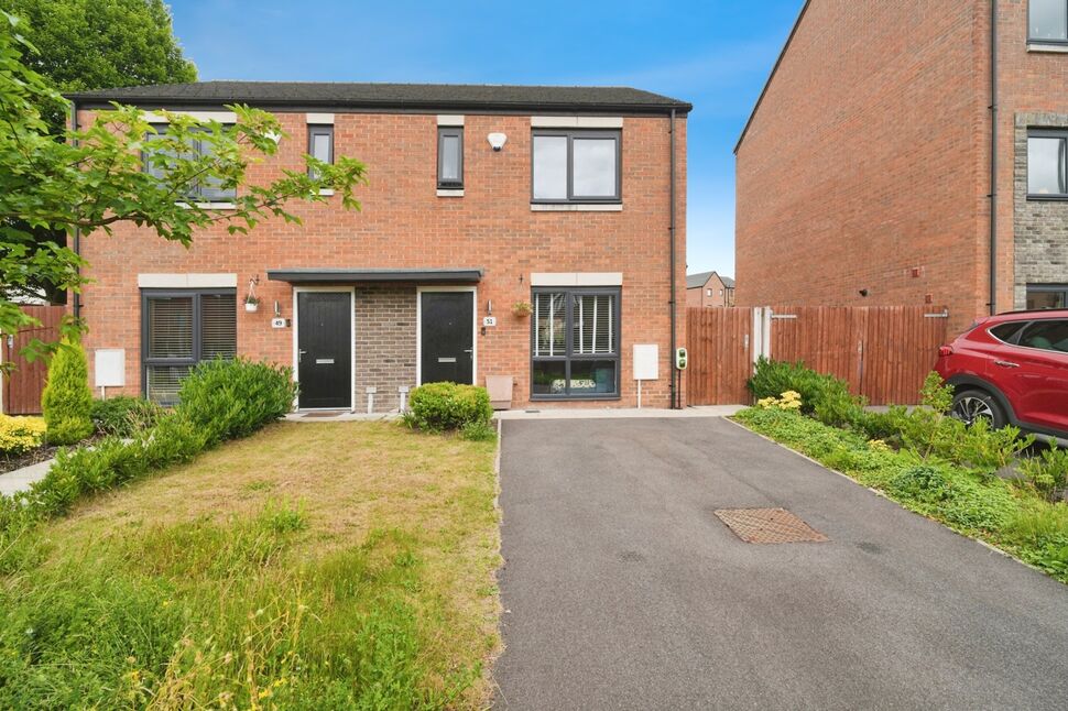 2 bedroom Semi Detached House for sale