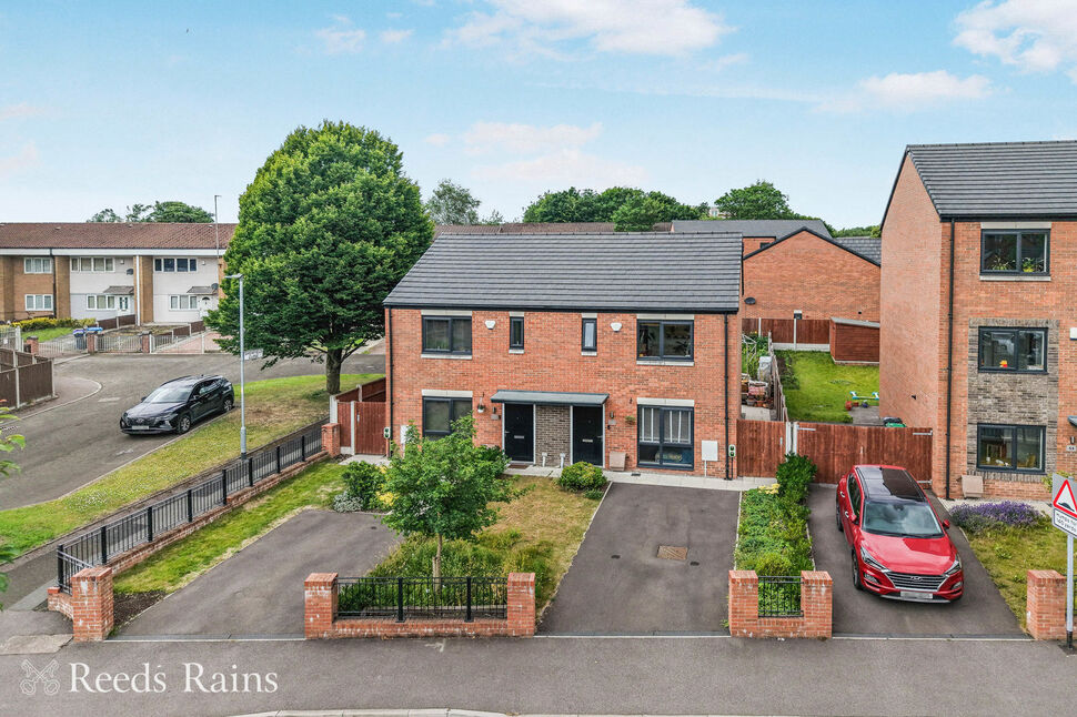 Main image of 2 bedroom Semi Detached House for sale, Winstanley Road, Manchester, M40