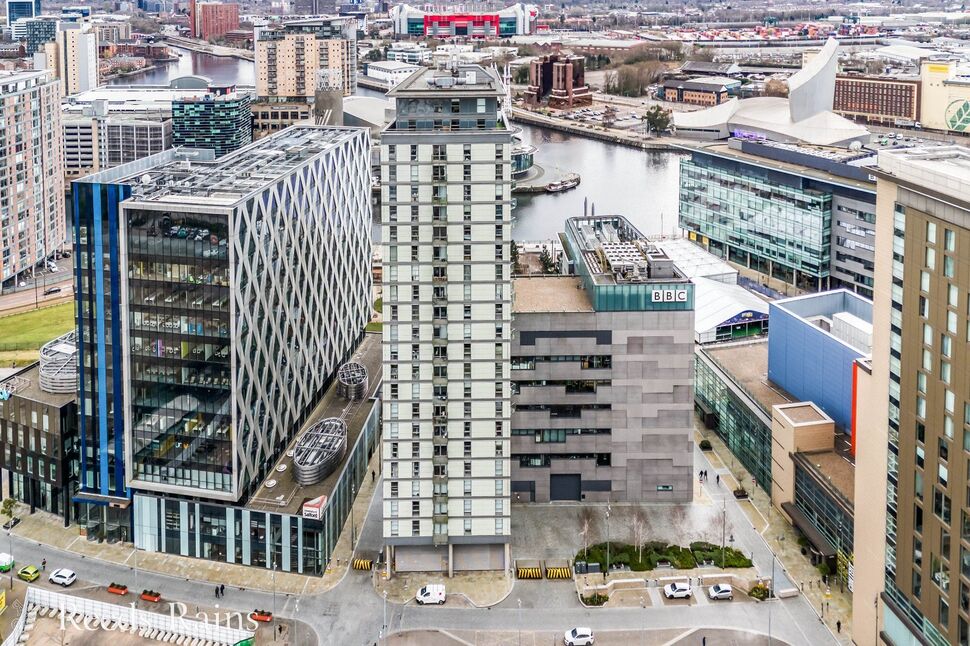 Main image of 2 bedroom Flat for sale, Pink, Media City UK, Salford, M50