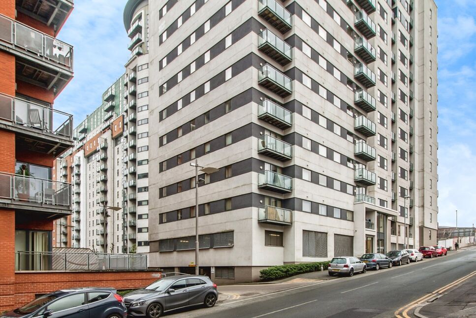 Main image of 2 bedroom Flat for sale, Lord Street, Manchester, M4