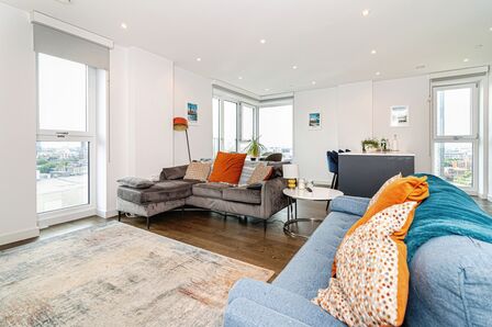 2 bedroom  Flat for sale