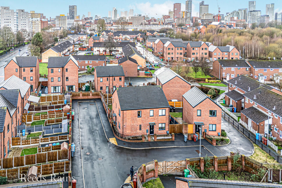 Main image of 3 bedroom Semi Detached House for sale, John Clynes Avenue, Manchester, M40
