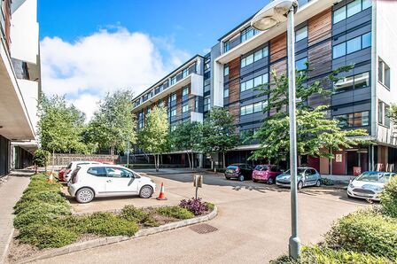 2 bedroom  Flat for sale