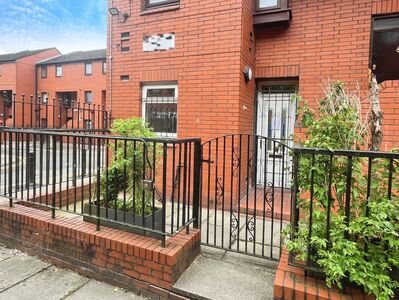 1 bedroom Flat for sale