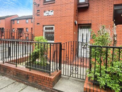 1 bedroom Flat for sale