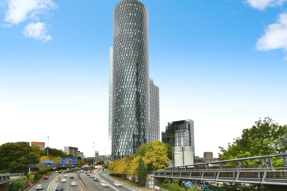 Main image of 2 bedroom Flat to rent, Silvercroft Street, Manchester, Greater Manchester, M15