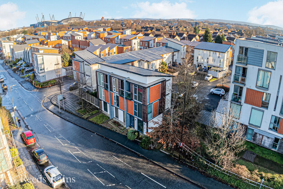 3 bedroom End Terrace House for sale