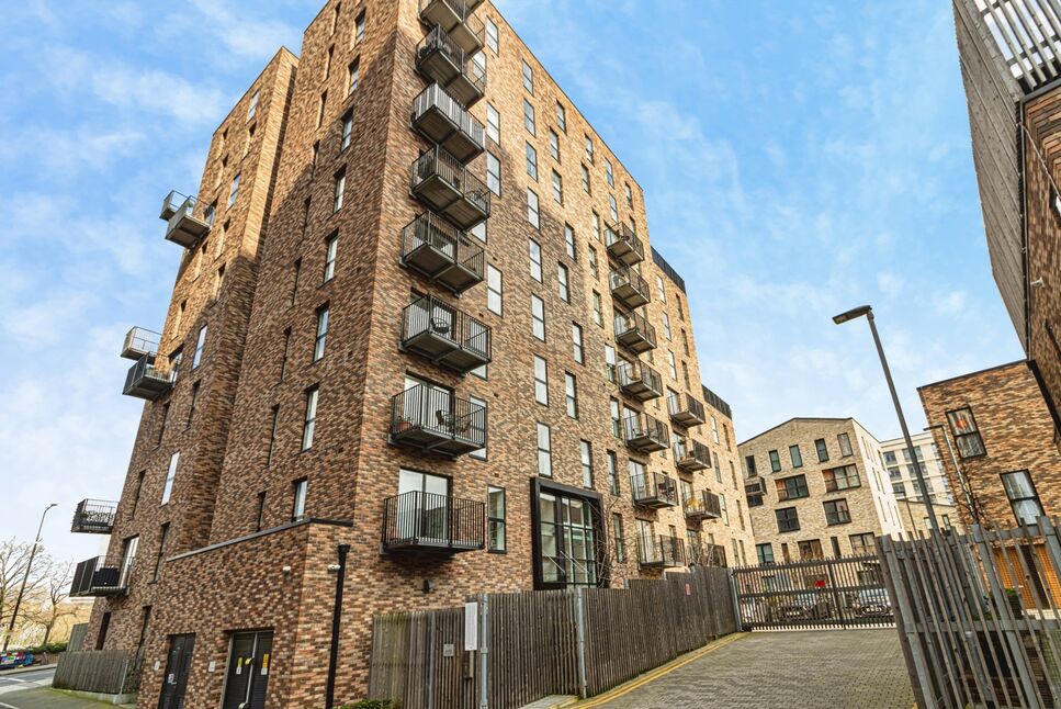 Main image of 1 bedroom Flat to rent, Lockgate Mews, Manchester, Greater Manchester, M4