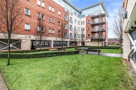 1 bedroom Flat for sale