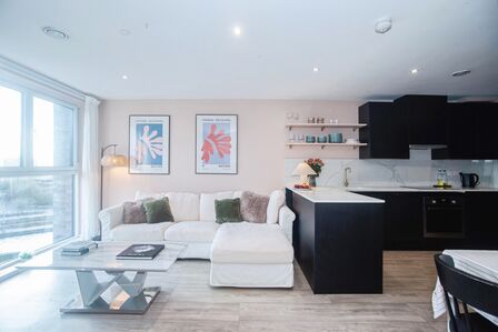 1 bedroom Flat for sale