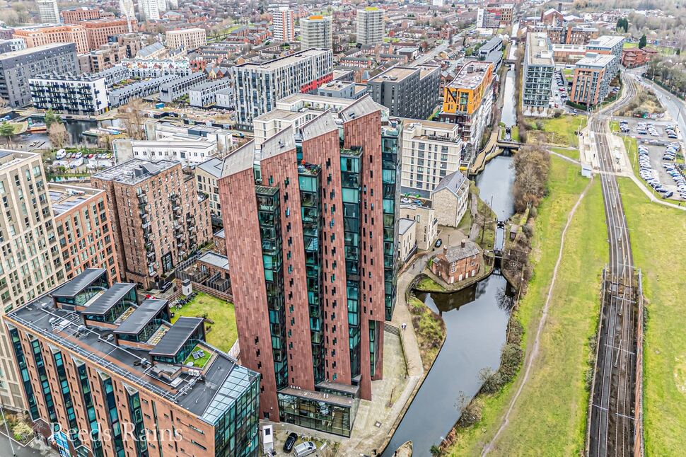 Main image of 1 bedroom Flat for sale, Great Ancoats Street, Manchester, M4