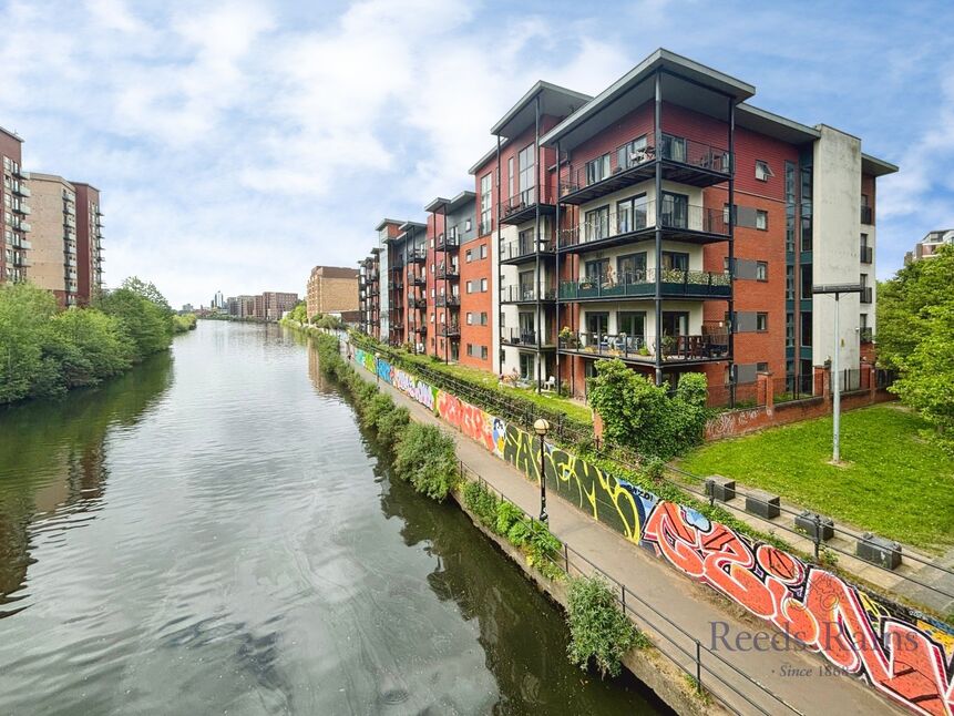 Main image of 1 bedroom Flat for sale, Woden Street, Salford, M5