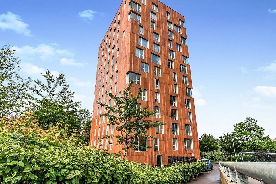 Main image of 2 bedroom Flat to rent, Dalton Street, Manchester, Greater Manchester, M40