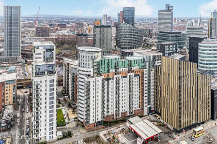 Fernie Street, 2 bedroom Flat for sale, &pound;190,000