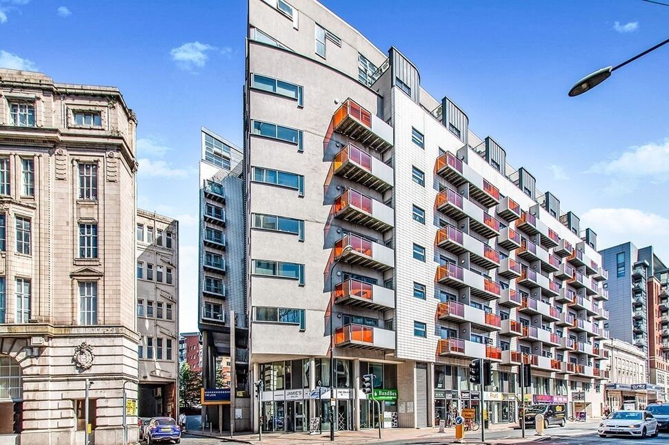 Main image of 2 bedroom Flat for sale, Whitworth Street West, Manchester, Greater Manchester, M1