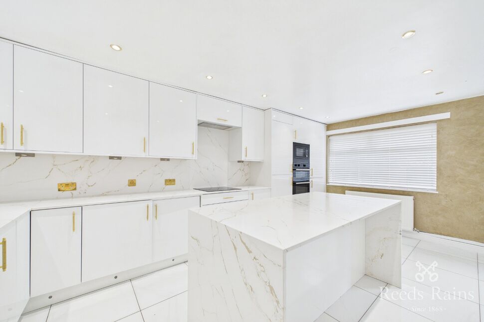 Main image of 4 bedroom House to rent, Howarth Close, Manchester, Greater Manchester, M11