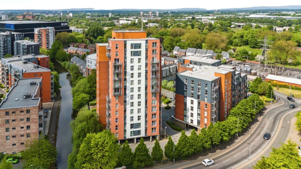 Main image of 1 bedroom Flat to rent, Stillwater Drive, Manchester, Greater Manchester, M11