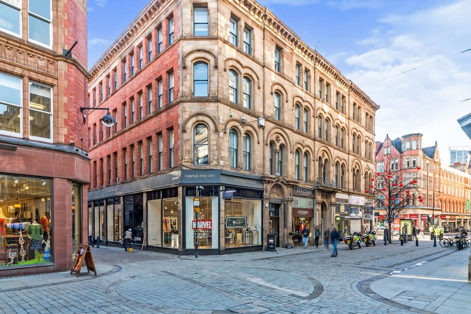 Main image of 2 bedroom Flat for sale, King Street, Manchester, M2