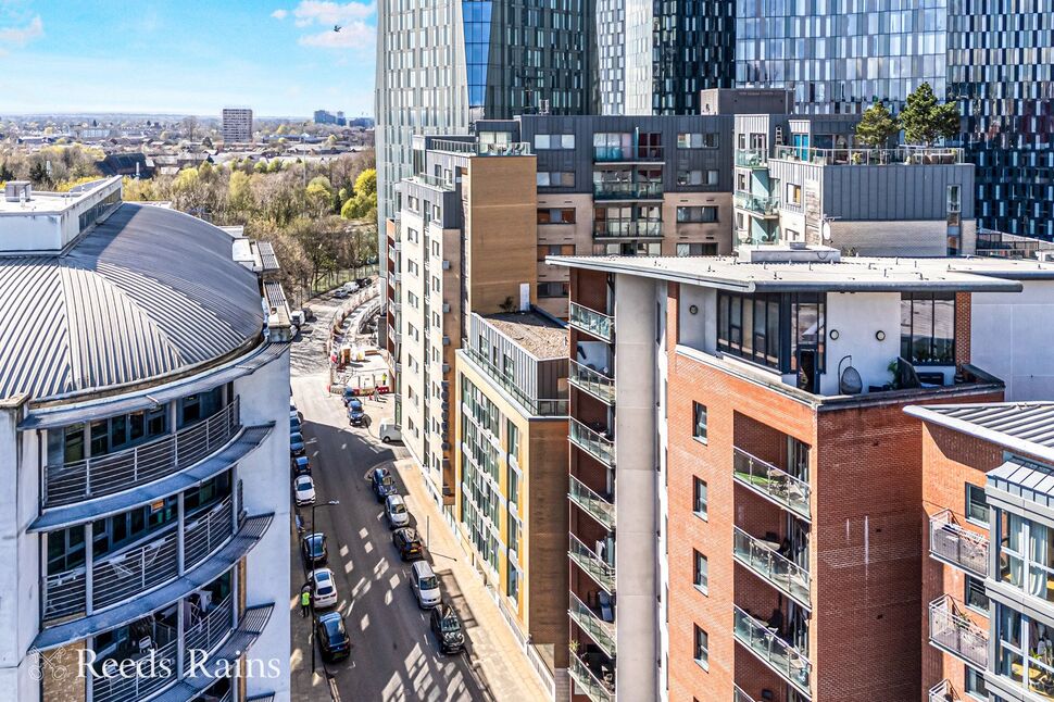 Main image of 2 bedroom Flat to rent, City Road East, Manchester, Greater Manchester, M15
