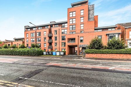 Chester Road, 1 bedroom Flat for sale, &pound;140,000