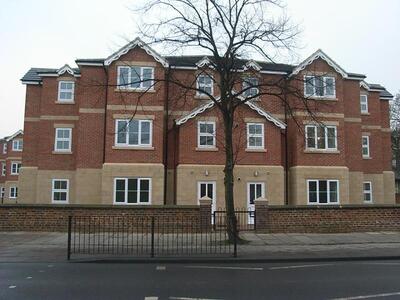 Marton Road, 2 bedroom Flat to rent, &pound;650 pcm