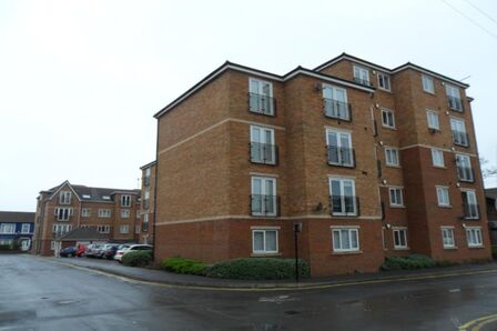 Coatham Road, 2 bedroom Flat to rent, &pound;625 pcm