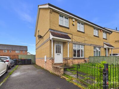 Askham Close, 2 bedroom Semi Detached House to rent, &pound;650 pcm