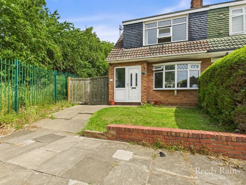 Main image of 3 bedroom Semi Detached House for sale, Oakenshaw Drive, Middlesbrough, TS5