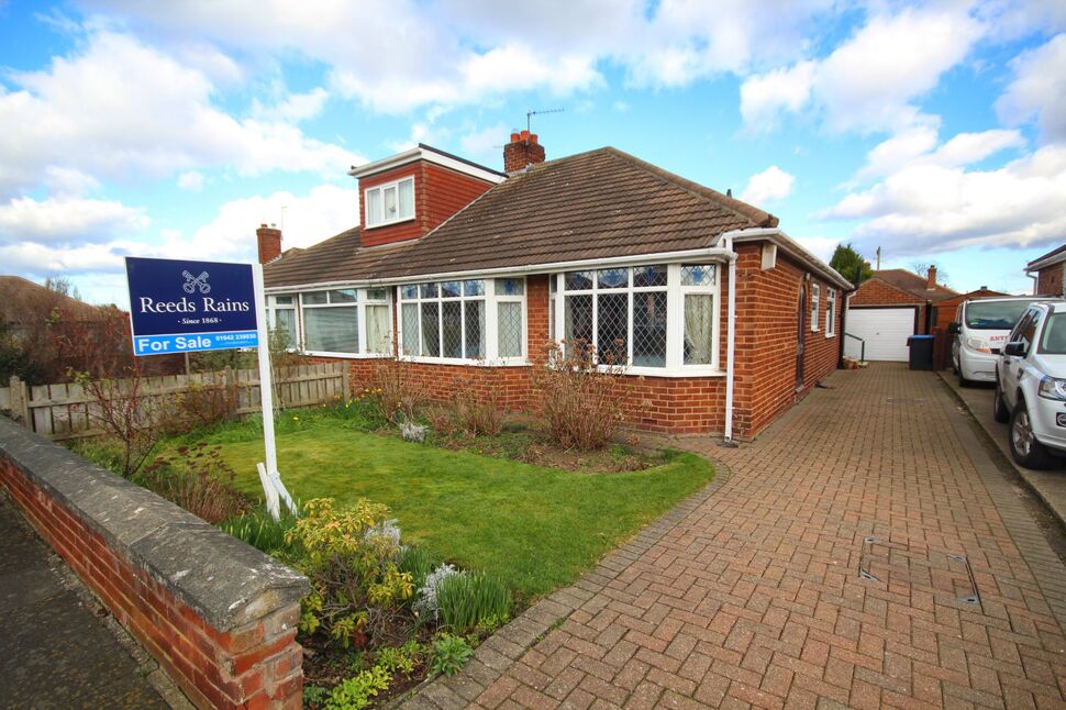 2 bedroom Semi Detached Bungalow for sale, Draycott Avenue, Middlesbrough, TS5 £180,000